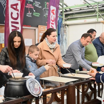 Wielkanocne śniadanie z Lewicą - coroczny poczęstunek dla mieszkańców 